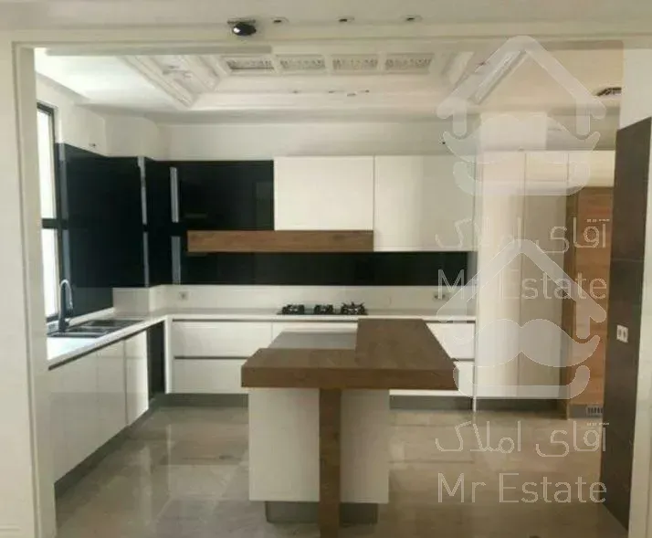 فروش آپارتمان 260 متری نیاوران مرجان