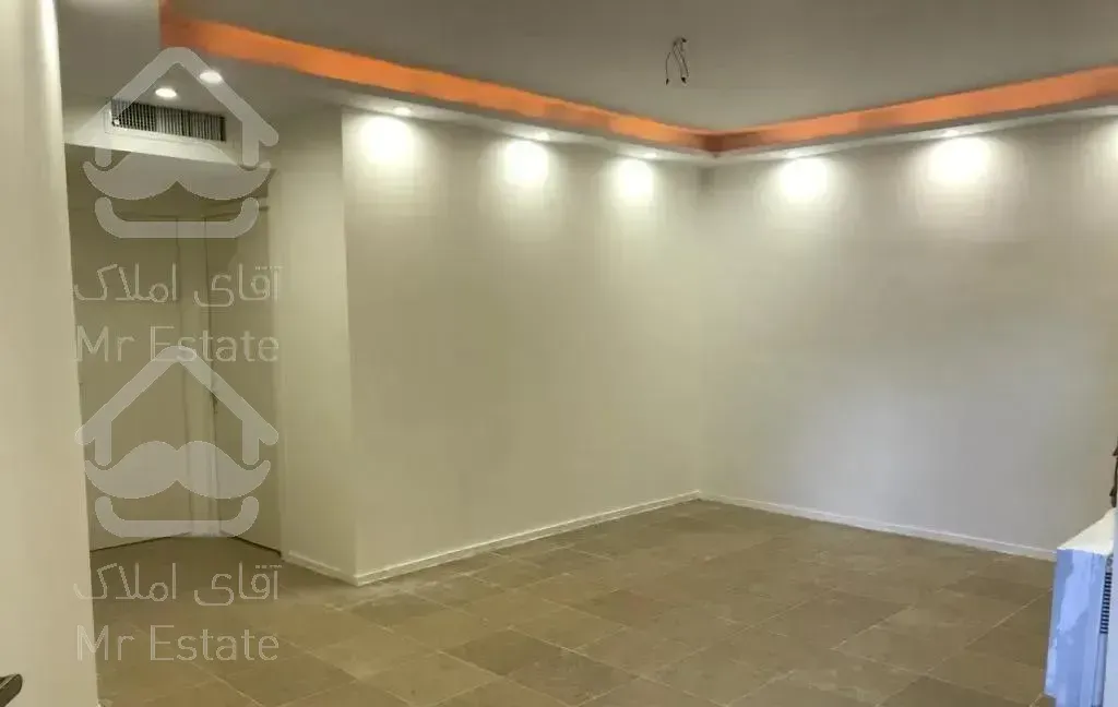 ولیعصر-ساعی۸۲متر