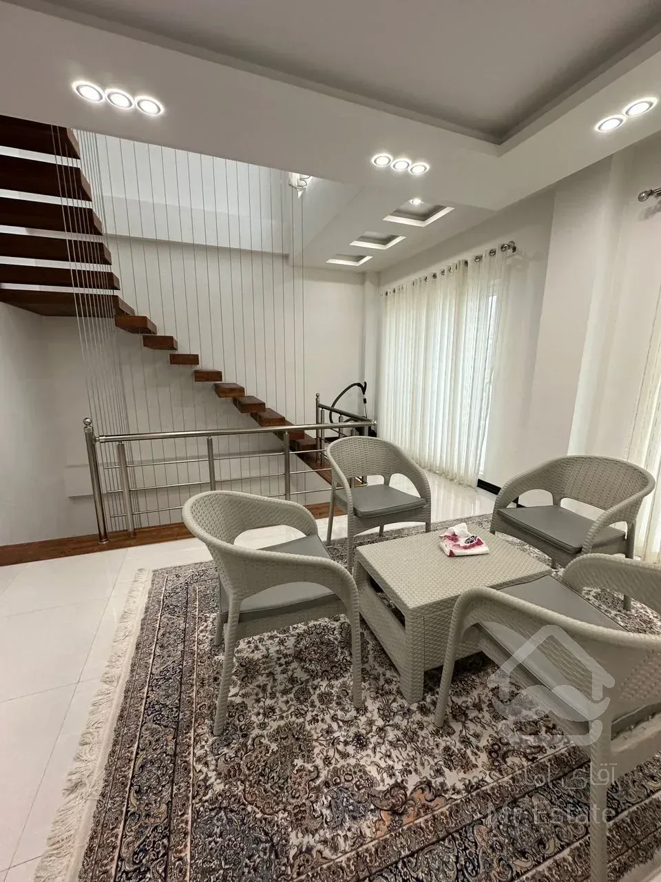 ۲۵۰ متر ویلا خوش قیمت در نوشهر