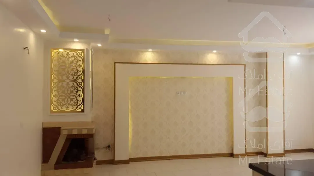 اپارتمان۸۲متری ۲خواب، خوش نقش ،لوکیشن عالی، بازسازی در حد نو