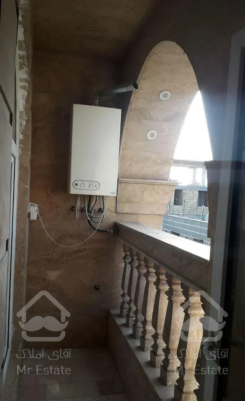 آپارتمان ۱۳۰ متری سه خواب اندیشه فاز یک