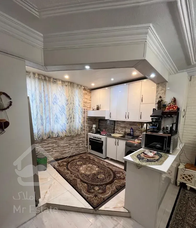 دو خوابه/تک واحدی/فول بازسازی شده /اماده تخلیه