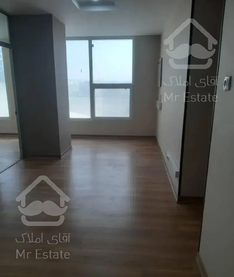 ۱۰۰متر اداری تجاری کنتراست مال دریاچه چیتگر، یاس ۳