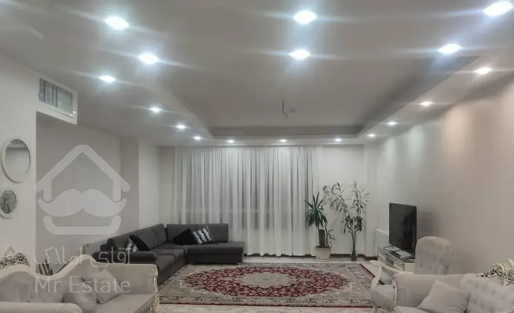 ۱۳۰ متر  ۲ خواب اکازیون