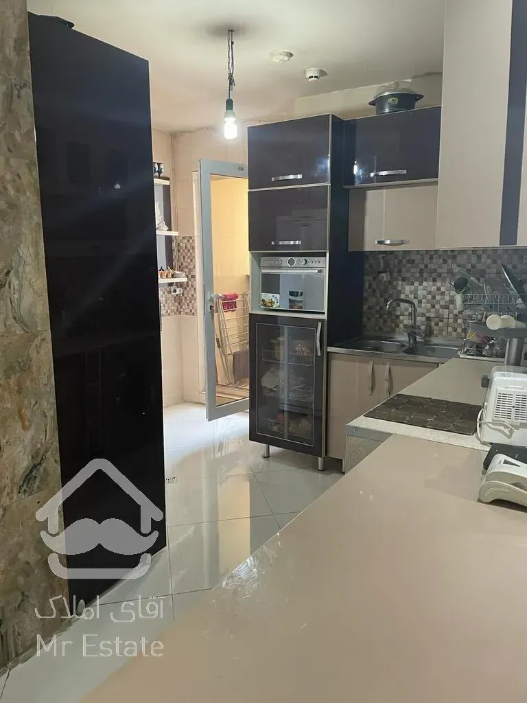 غرق در نور  بدون پرتی   ویو باز سالن پرده خور