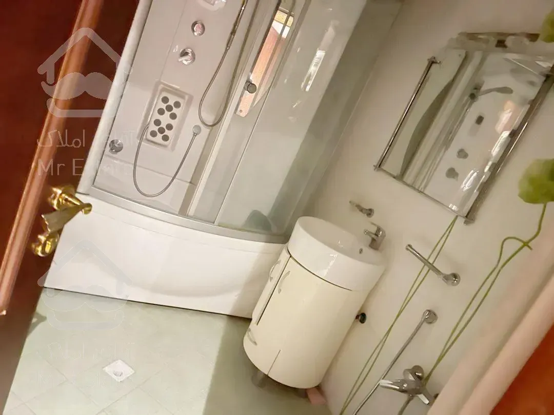 فروش۲۴۰متر تک واحدی خ فیروزبخش. دو پارکینگ