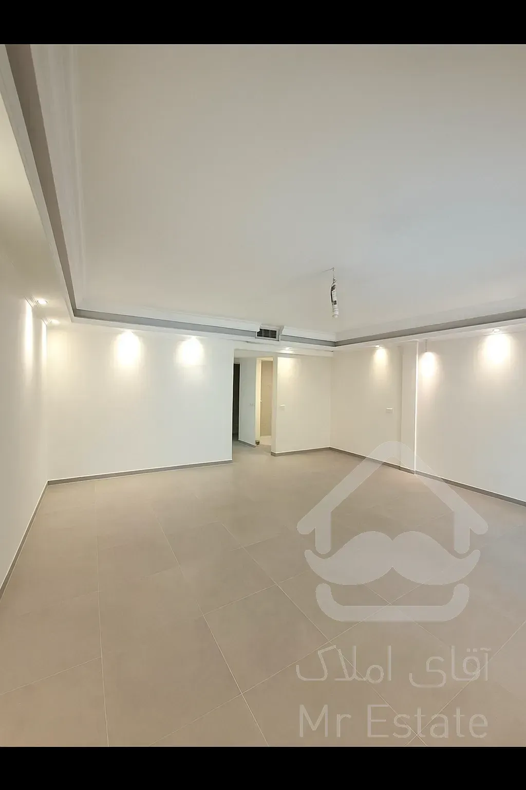 ⚜️ونک/94متری کم سن/نیست در جهان/