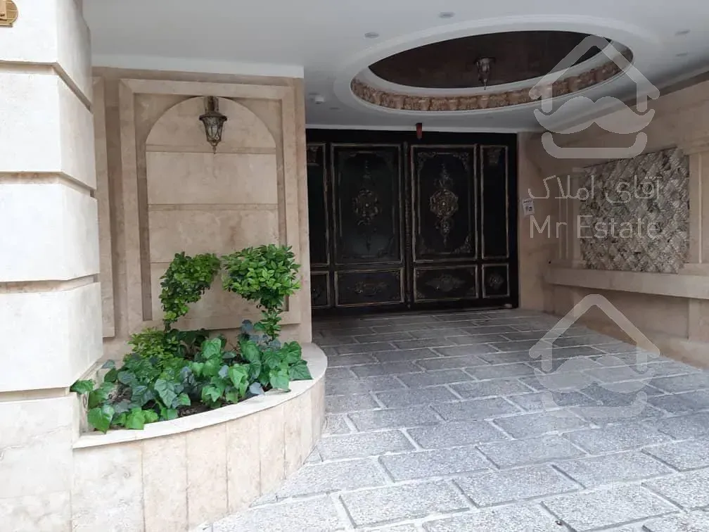 خرید آپارتمان سه خوابه 194 متری اباذر