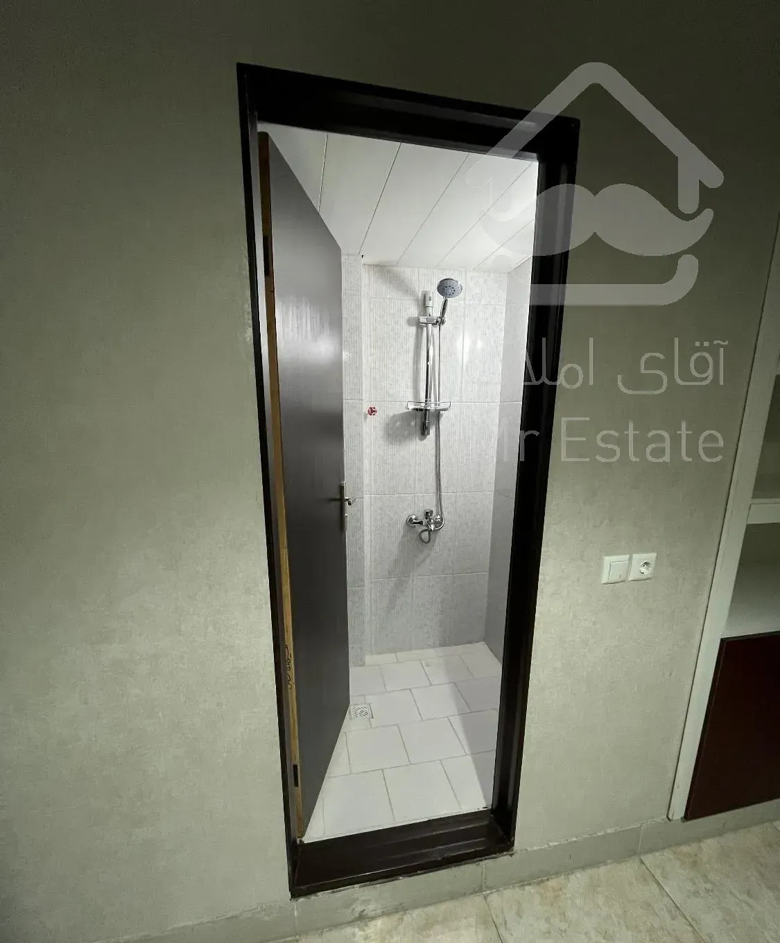 اداری خ حجاب ساختمان حجاب