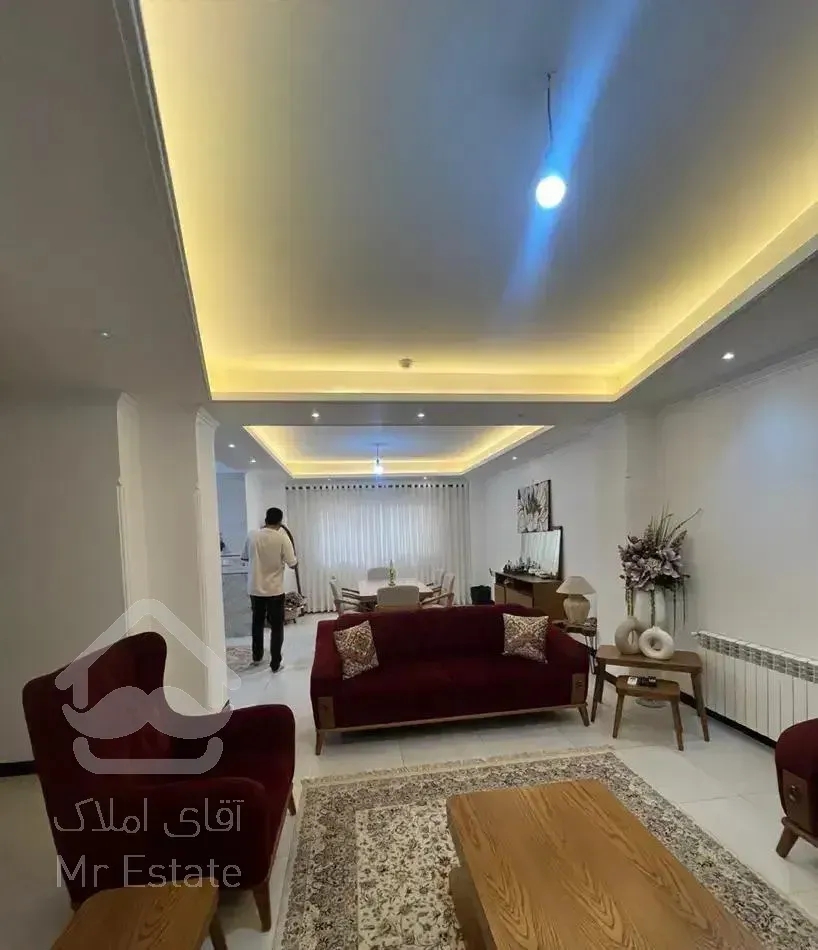 رهن واجاره ۱۱۰متری بسیارشیک خیابان گل