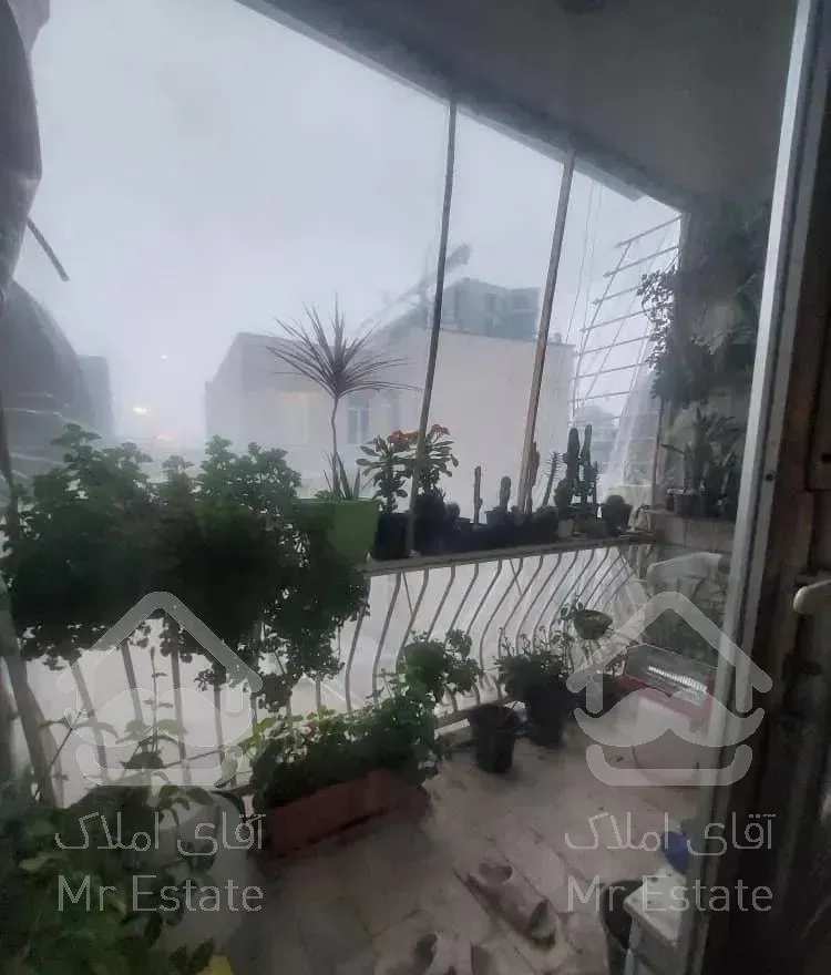 دوخوابه با تراس زیبا و پر نور