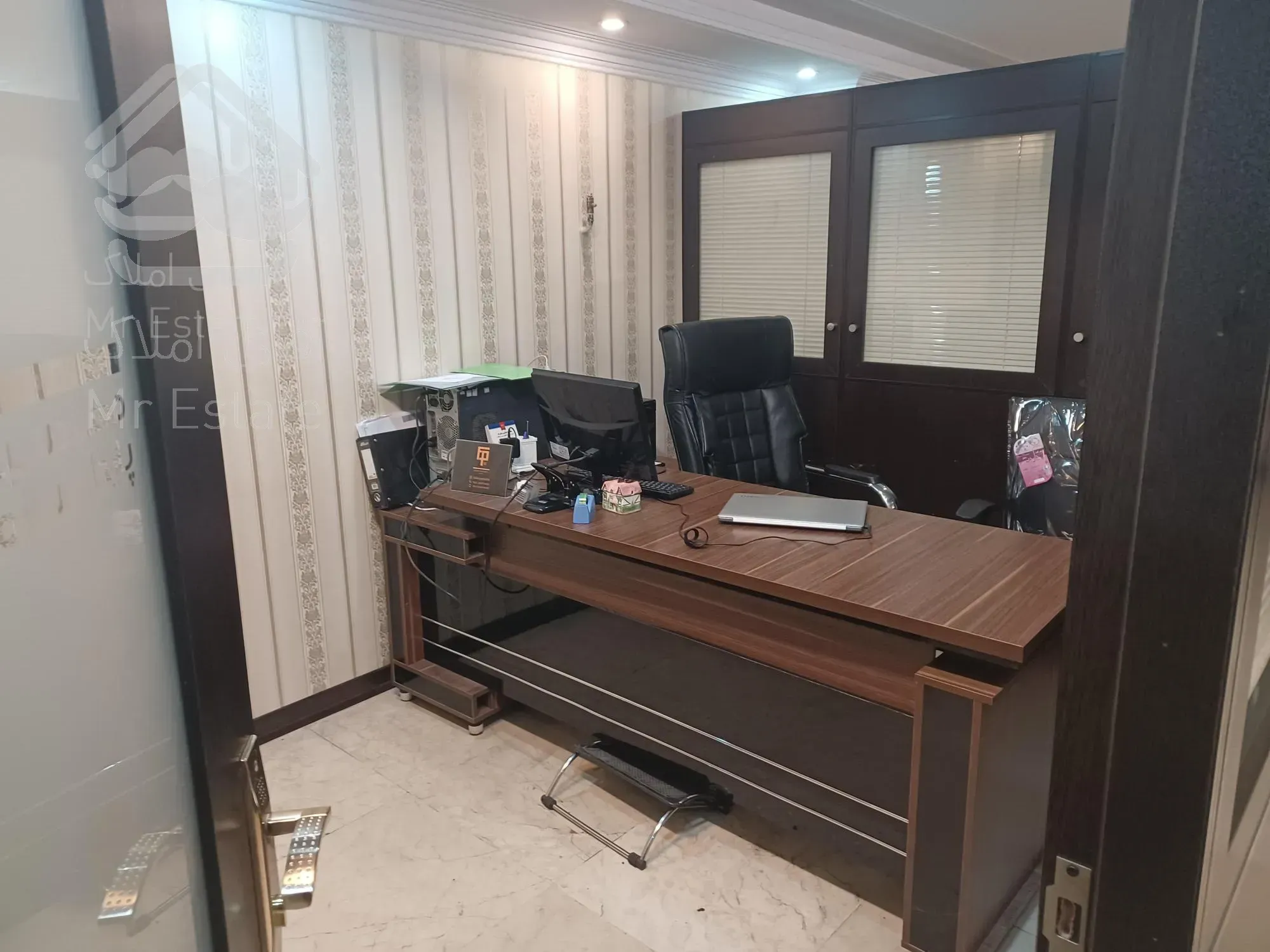 اجاره‌ آپارتمان سند اداری/موقعیت بر اصلی صادقیه