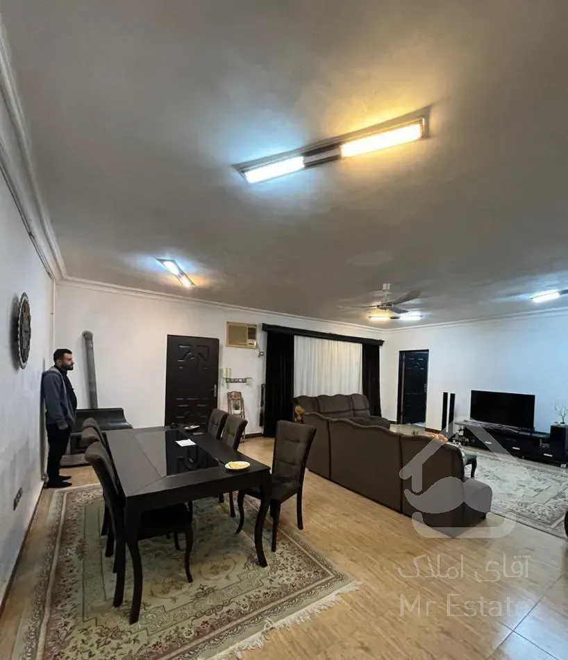 فروش خانه ویلایی سندار ۲۲۳متری ۳خوابه‌ سلیمانداراب