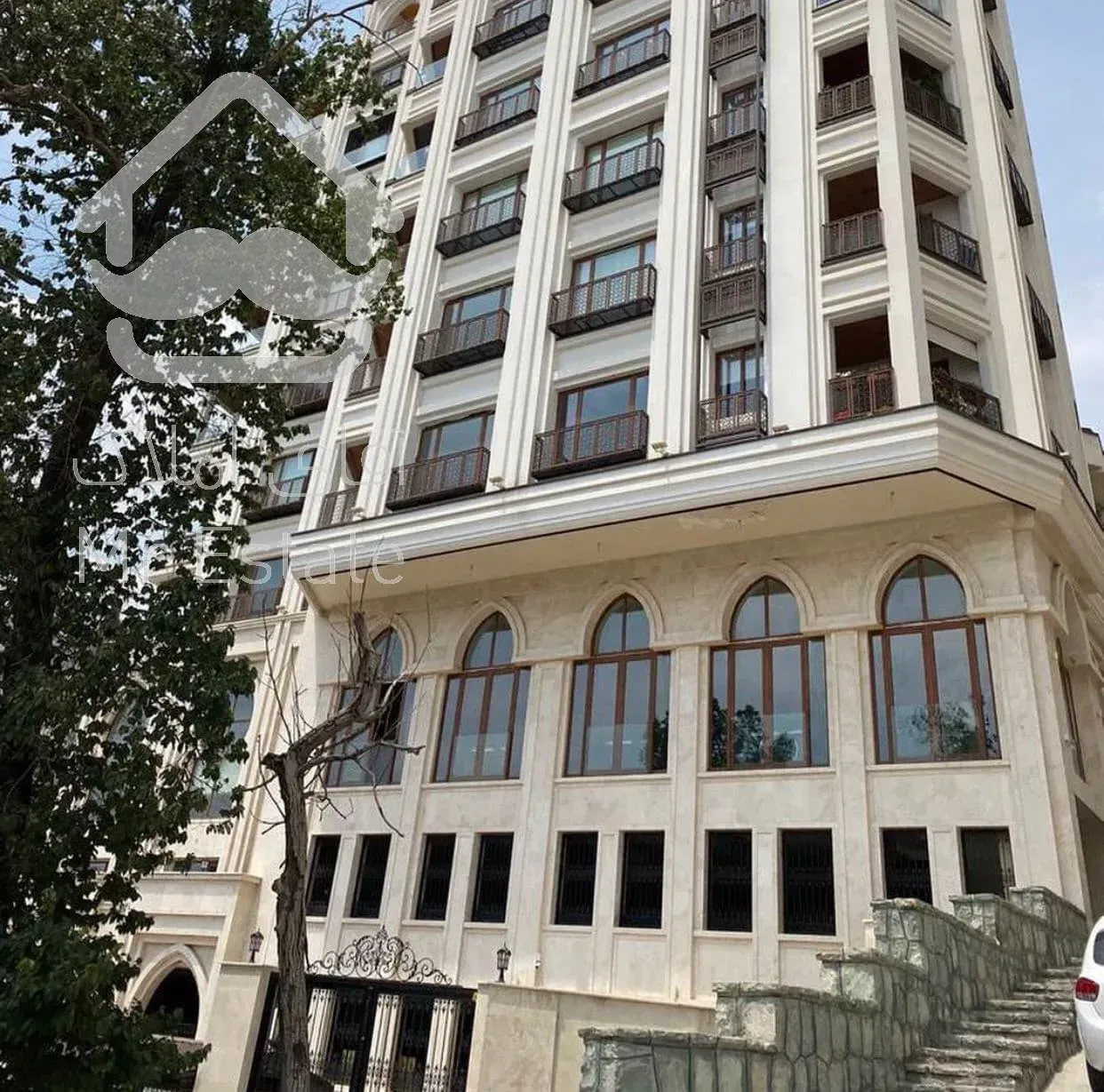 خرید آپارتمان 265 متری نیاوران