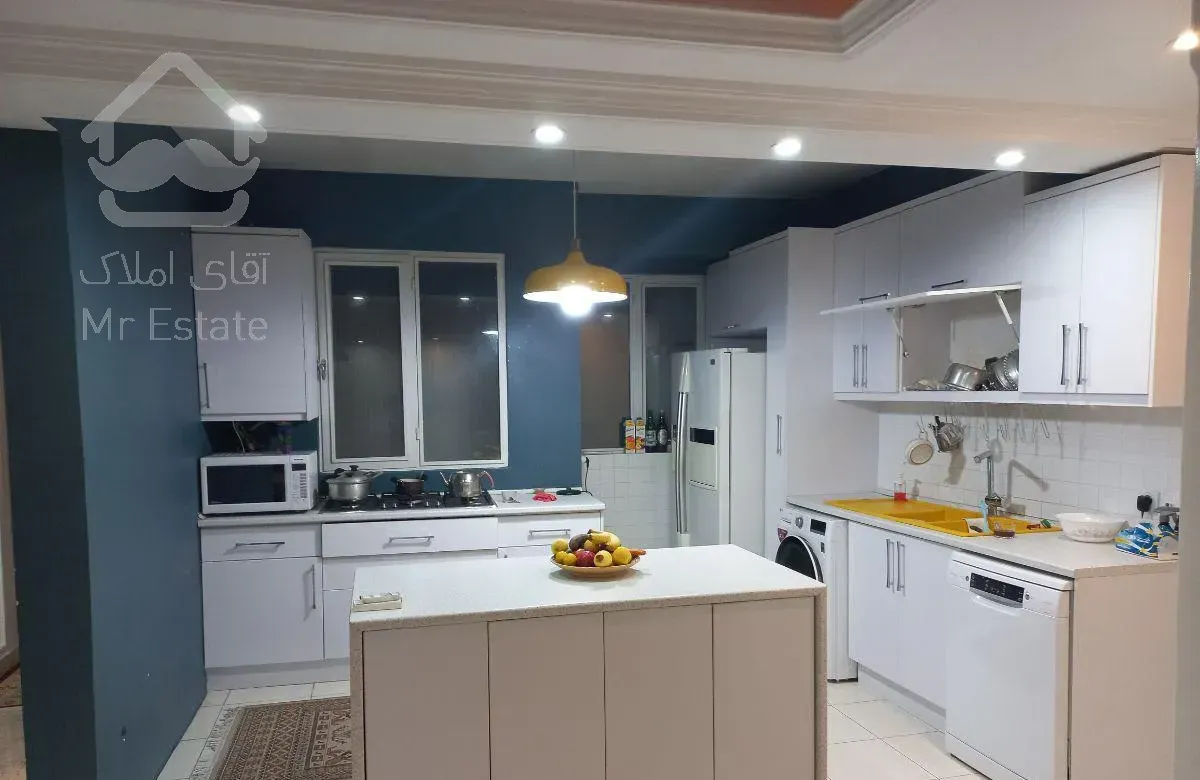 ۱۴۳ متر ۳ خواب فول  پاتریس