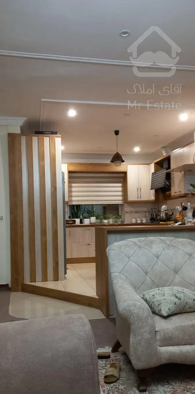 فروش خانه ویلایی دوطبقه دارای موقعیت شهری مناسب