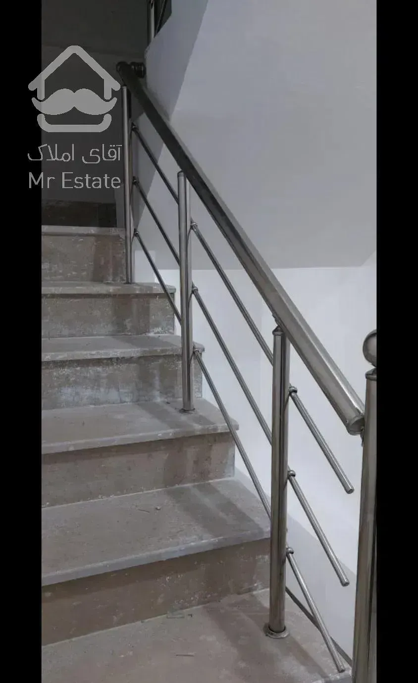 واحد ۱۰۰متری نوساز