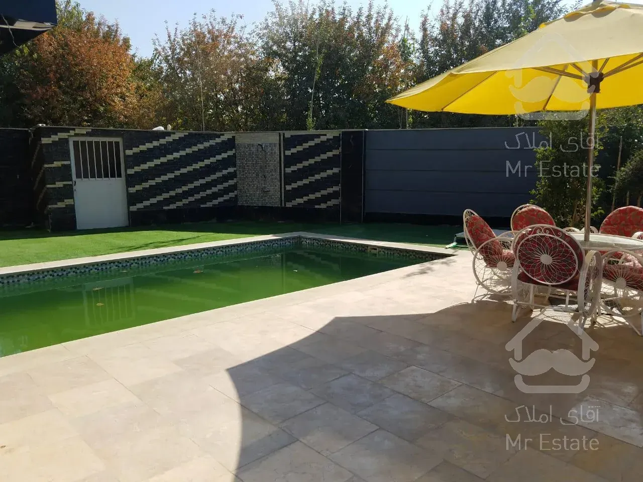 فروش ویلا  ۴۰۰متری