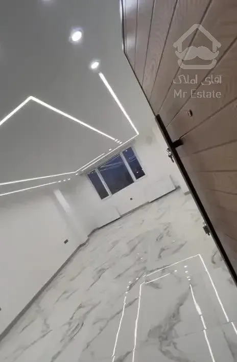 اپارتمان ۱۳۰ متری نوساز تک واحدی