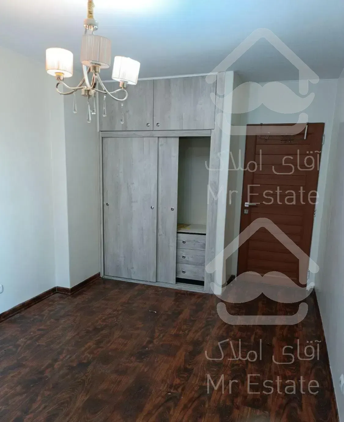 بخارست  ۱۳۵متر  ۳خواب  تکواحدی  فول امکانات