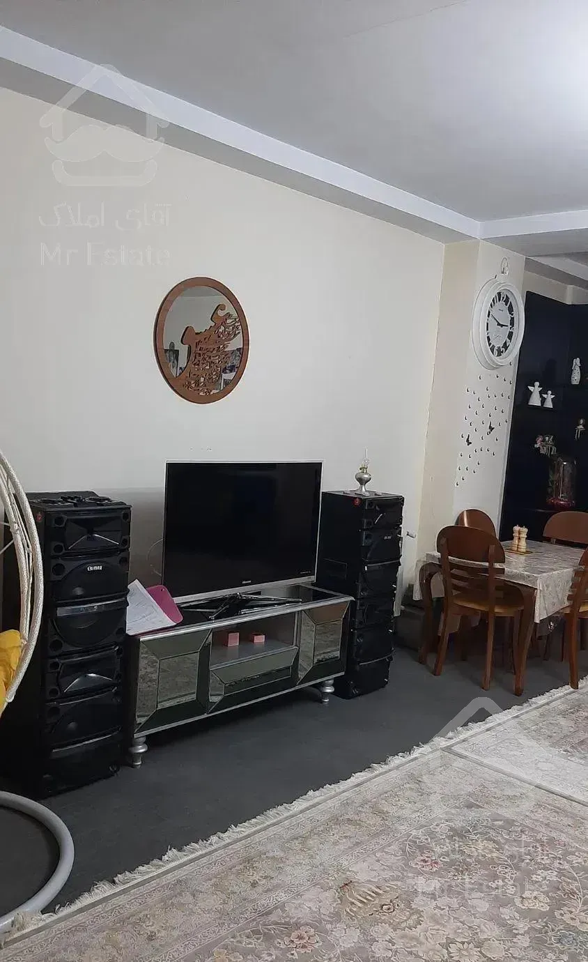 فروش آپارتمان ۱۱۰ متر نزدیک مترو گلشهر کرج