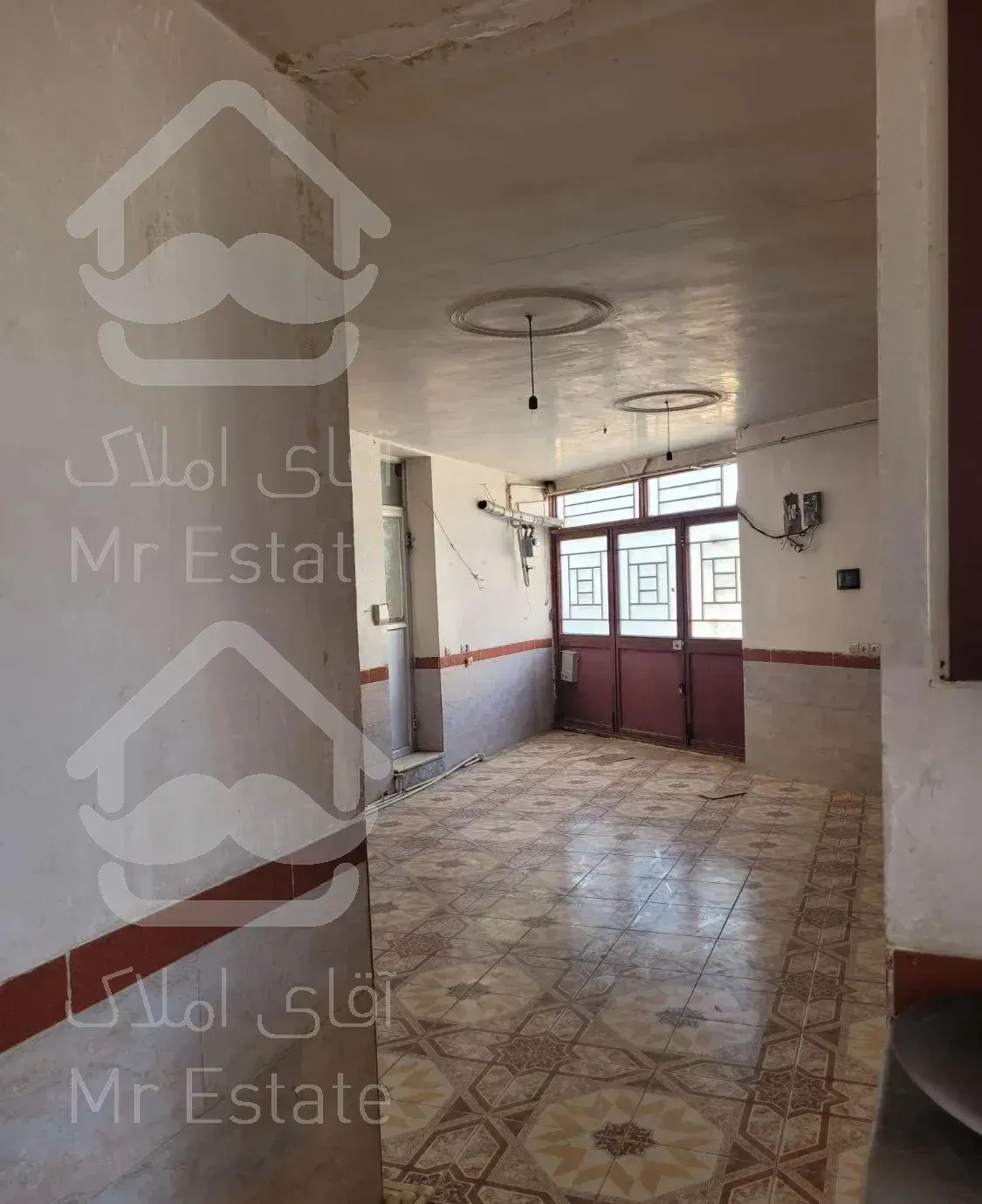 واحد همکف شرف آباد رهنی