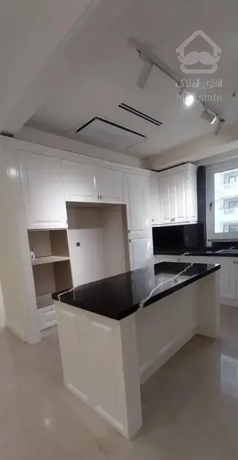 210متر/ سازه مدرن/ غربی های بلوار24متری