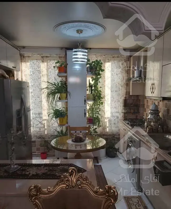 آپارتمان ۷۲ متری دو خواب امکانات عالی سال ساخت ۱۳۸۶