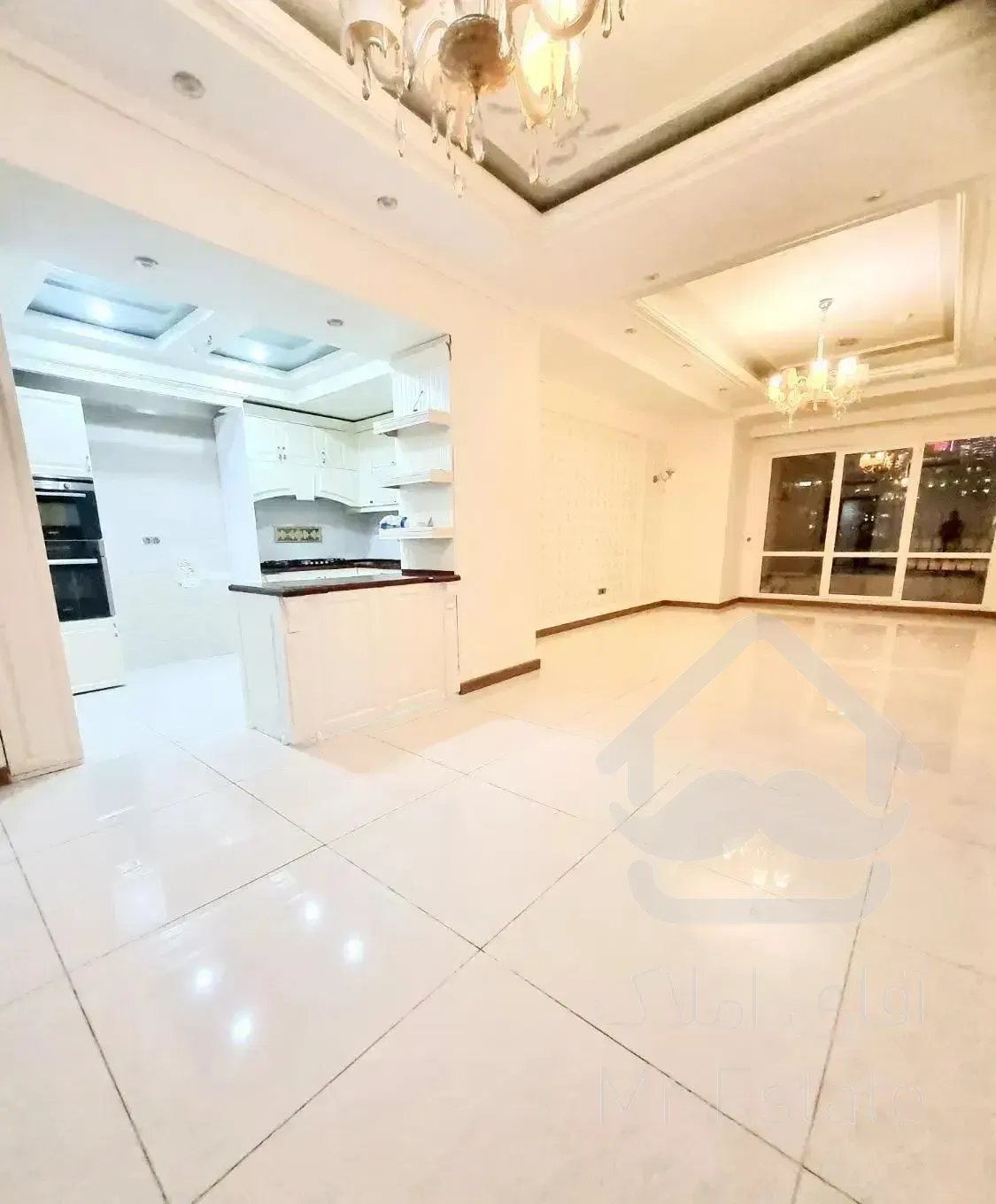 آپارتمان ۱۲۷ متر ۳ خواب ویو دار ، پونک همیلا