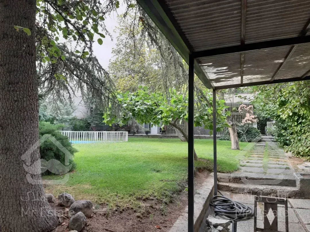 کلنگی بر ۲۲ جنوبی نیاوران