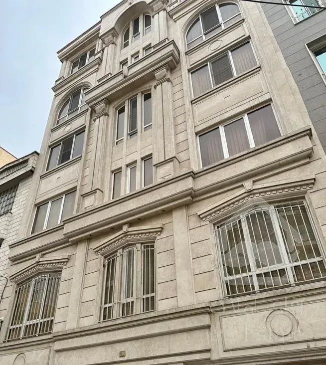 ۱۹۰ متر ۳ خوابه تکواحدی شیراز شمالی ۵ ساله