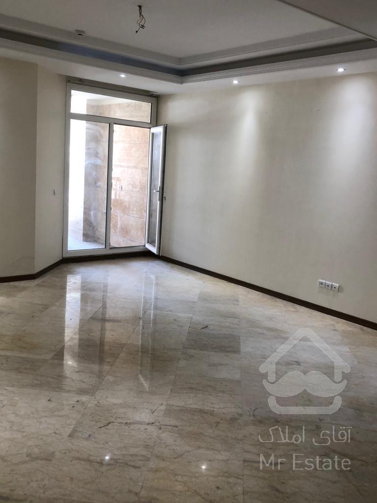 ۴۸ متر « شهرک پرواز » سالن پرده خور/ ۹ ساله