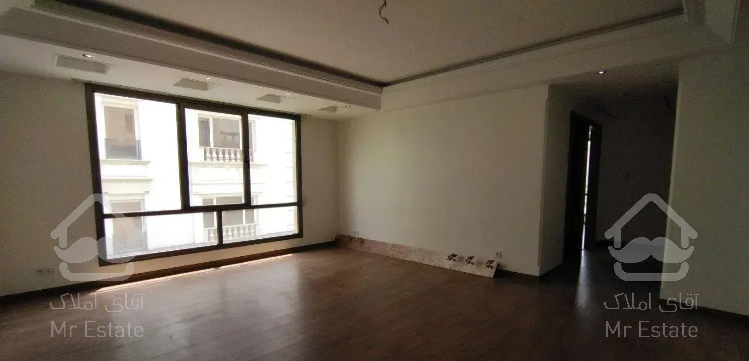 210متر پاسداران/تاپ لوکیشن/3پارکینگ