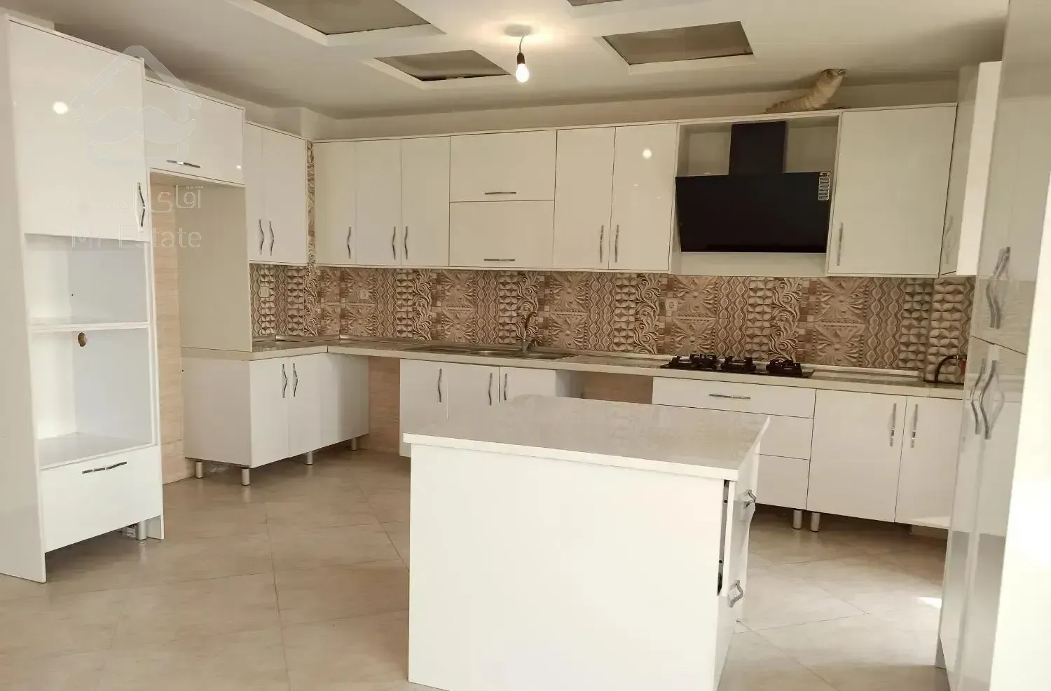 ۱۰۰متر/۵ساله/سالن پرده خور/معاوضه/تهاتر