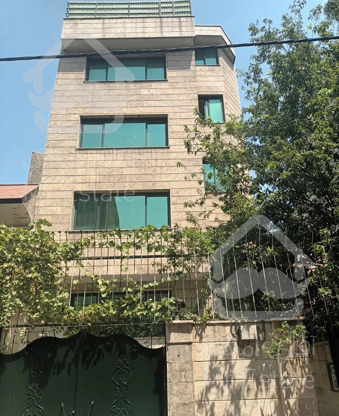 آپارتمان تک واحدی۸۰متر دوخواب