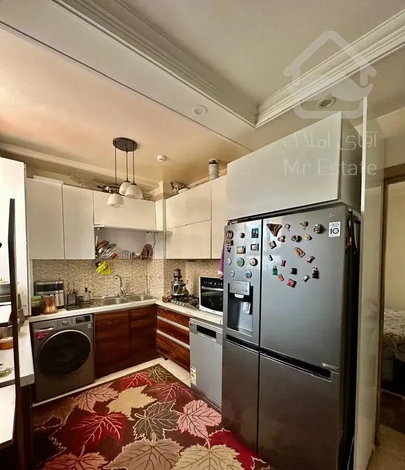 آپارتمان ۶۸ متری دو خوابه رو به آفتاب ظفر (زرگنده)