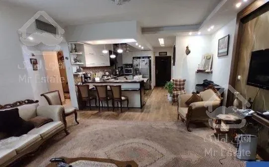 رهن و اجاره آپارتمان 102 متری دریاچه چیتگر خوش نقشه دارای چشم انداز برج منطقه 22