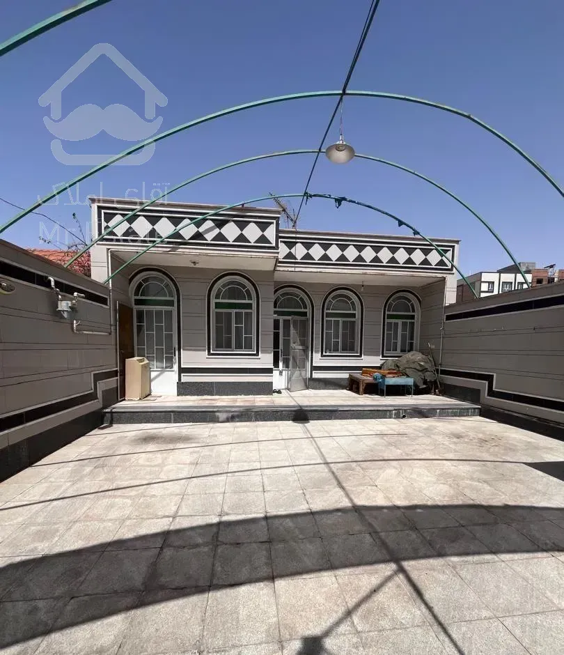 فروش آپارتمان ۳۰۰ متری ۲ خوابه همکف