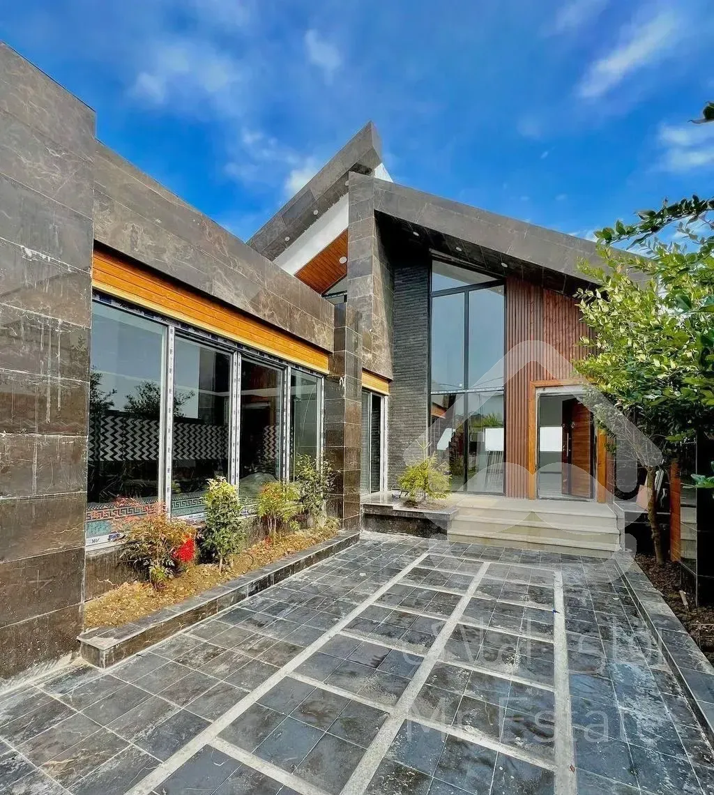 فروش‌خانه‌ویلایی‌استخرداخلی‌۲۲۰‌متری۳ خوابه‌