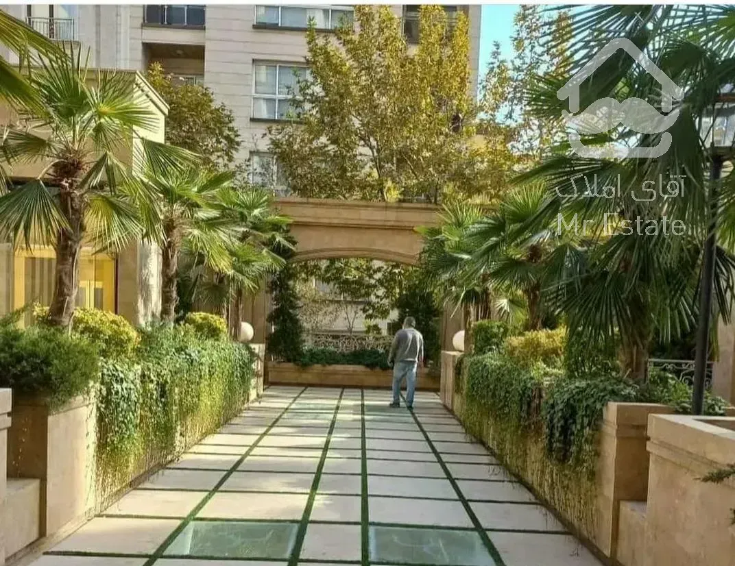 ۱۶۵متر*۲ پارکینگ*تلفیقی از نور و نقشه*سعادت آباد