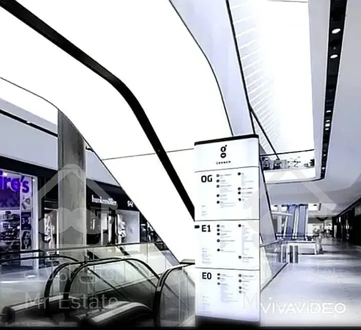 ۱۶متر، بر خیابان اصلی، الماس پاسدارن