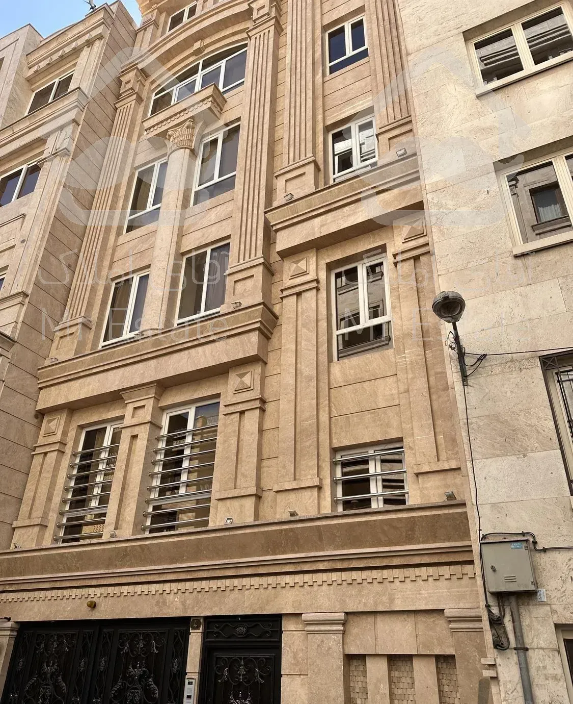 ۹۰ متری تکواحدی شخصی‌ساز شیک