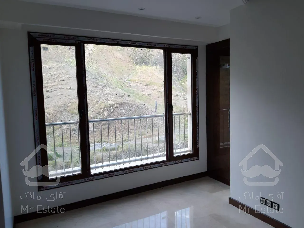 خرید آپارتمان 265 متری فرمانیه