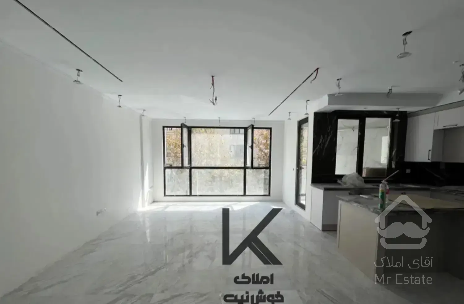 ۱۱۰ متر ۲ پارکینگه با( لابی و روف و..)یوسف آباد ۰۰