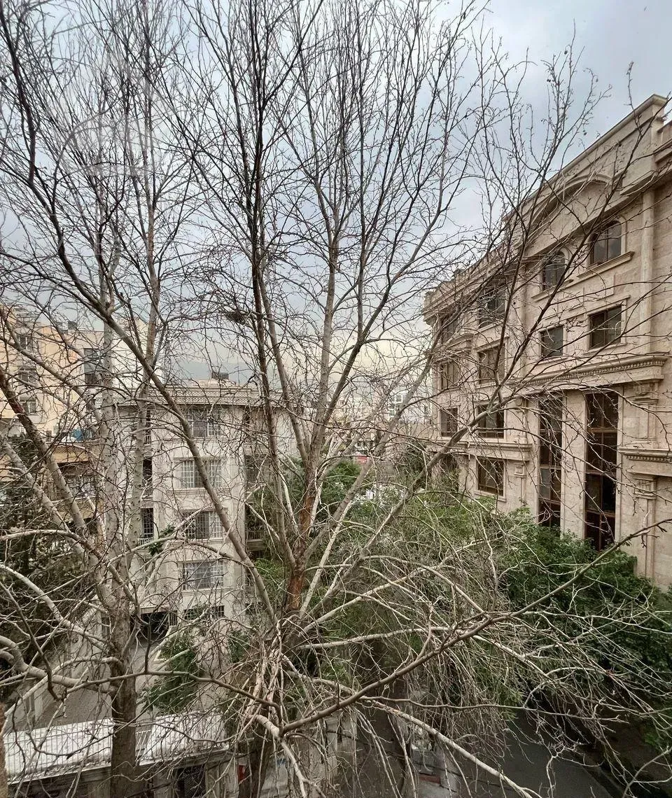 دو پارکینگ سندی/کم واحد/۳جهت نور/۱۶۰متر میرداماد