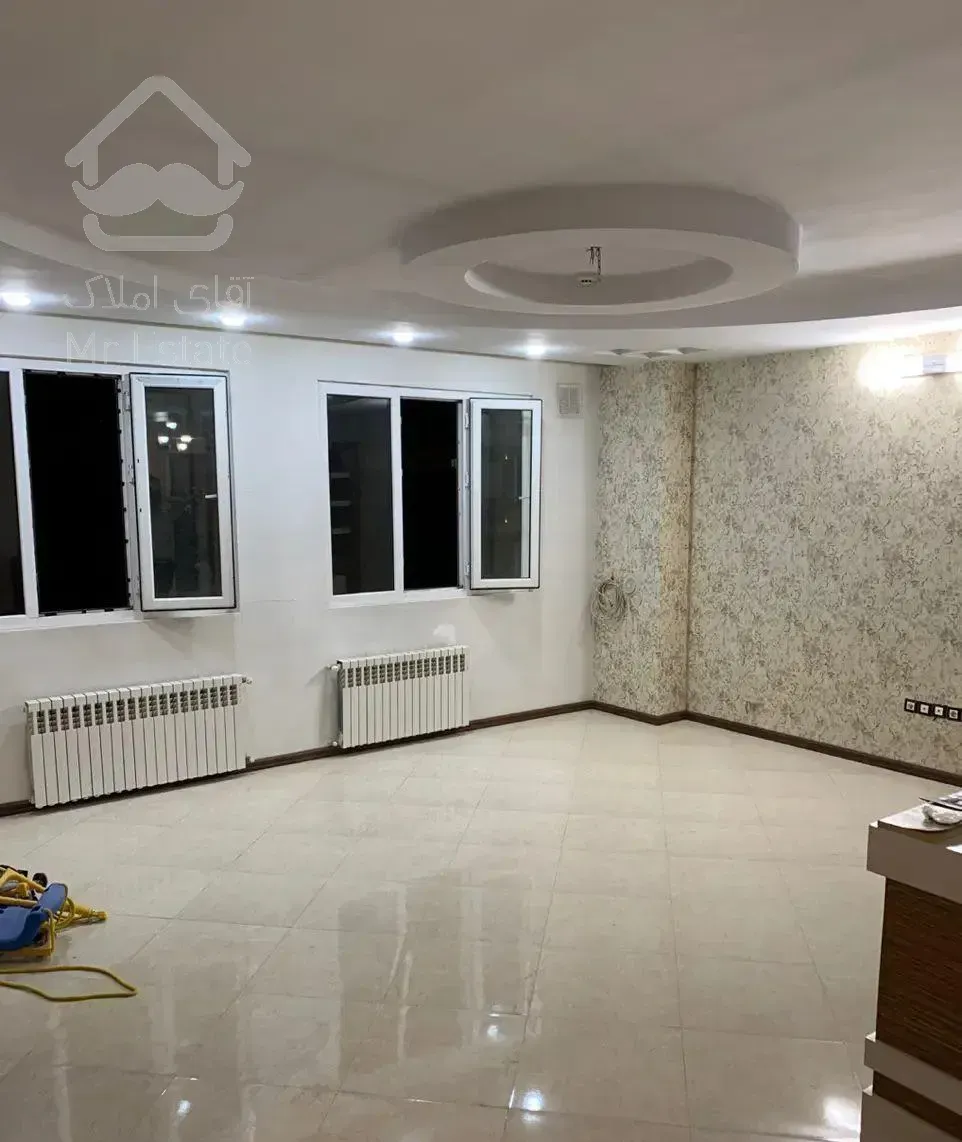 ۸۵ متر / طبقه ۴ ویودار/ پارکینگ سندی / اقبال ۱۹