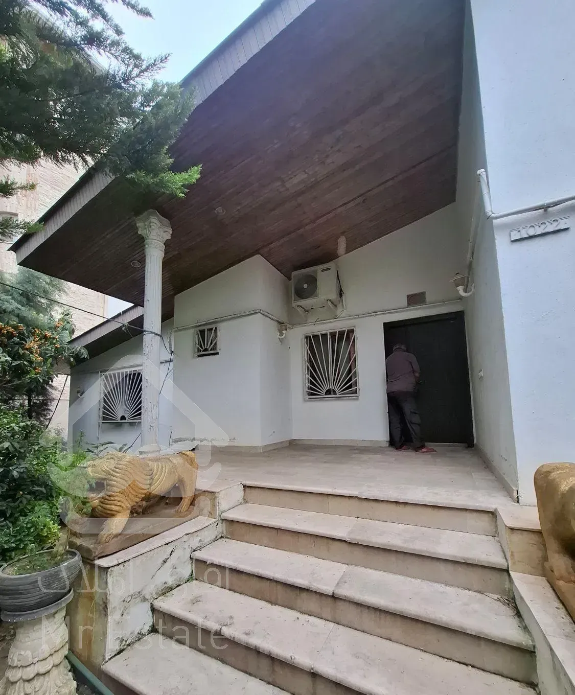 اجاره خانه ویلایی ۲۵۰ متری ۴ خوابه داخل شهرک