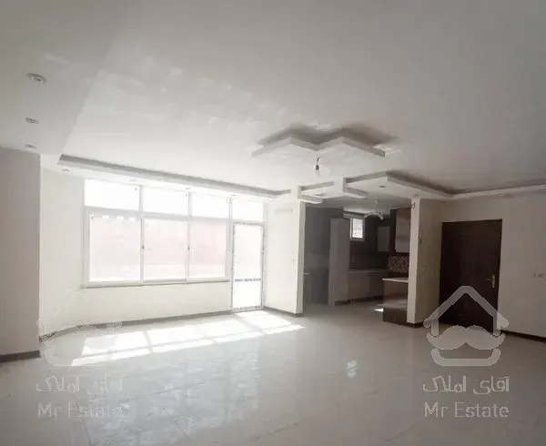 120متر با 30 متر حیاط اختصاصی/خانه اصفهان ارغوان