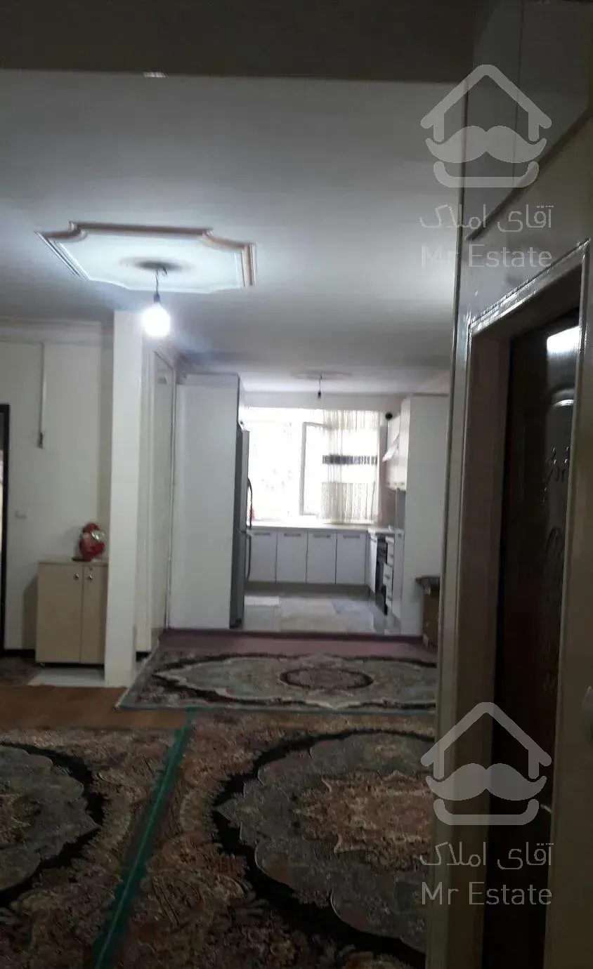 ۸۰متردوخوابه-خوش نقشه و شیک