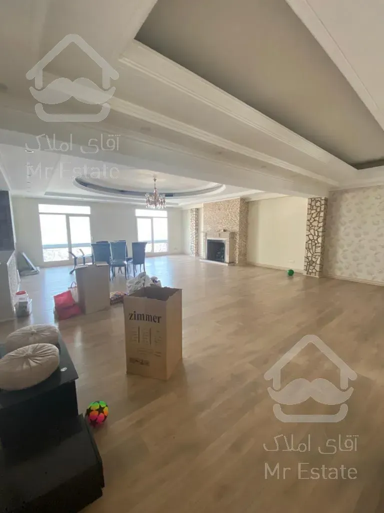 رهن و اجاره آپارتمان ۲۱۵ متری ۴ خوابه نیاوران